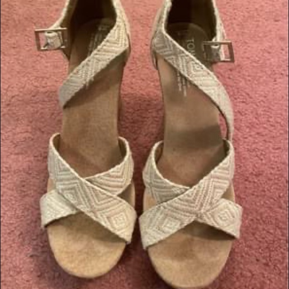 TOMS Womens Cork Wedges Size 9